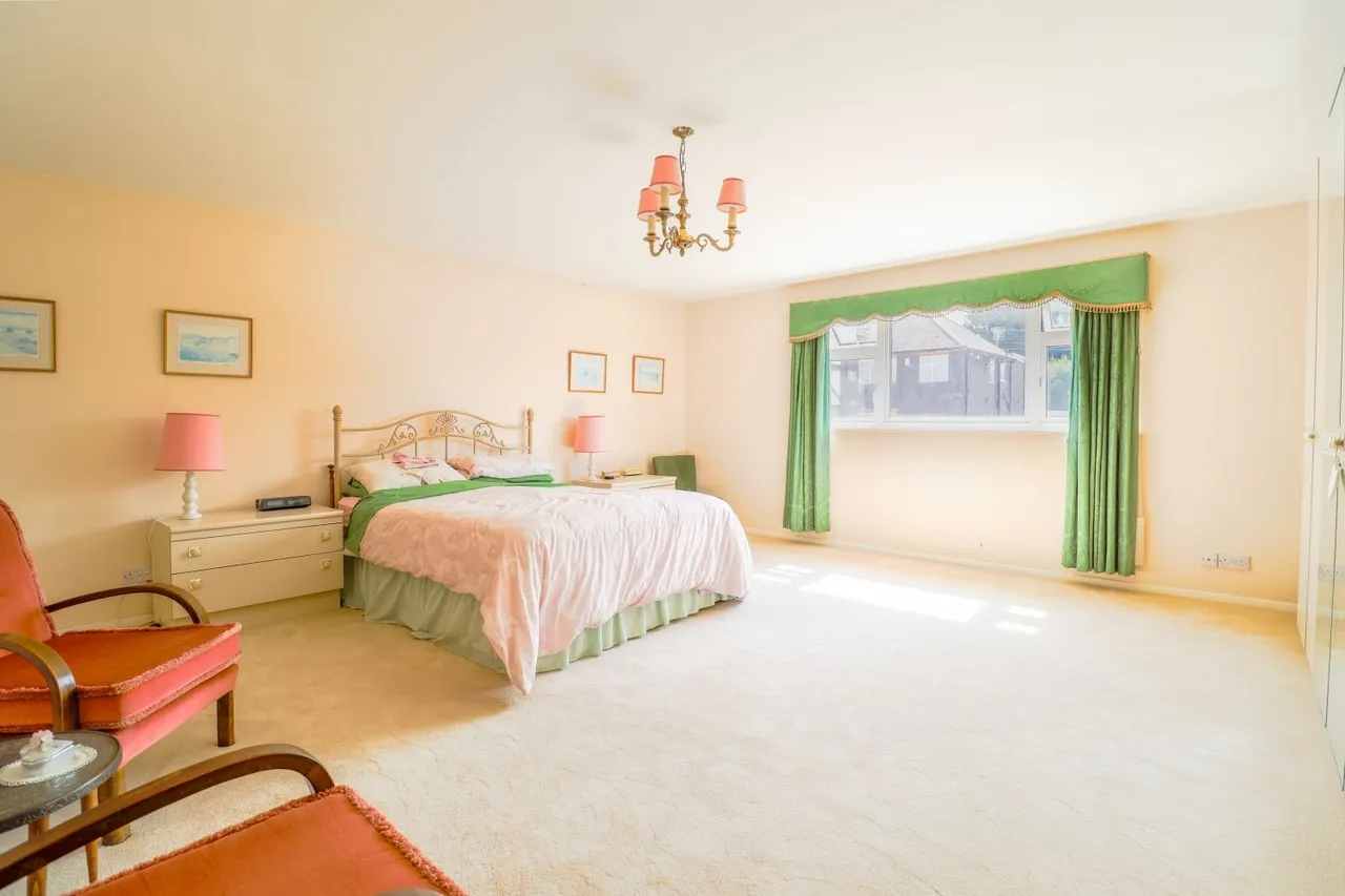 John Street, North Wingfield, S42, photo 10