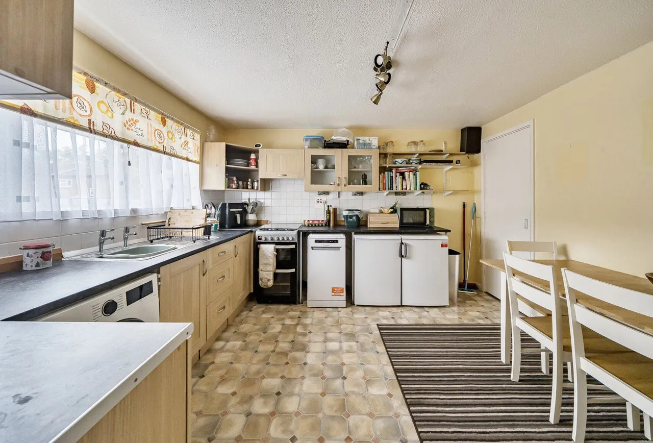 Barton Village Road, Oxfordshire, Headington, OX3 9NS, photo 2
