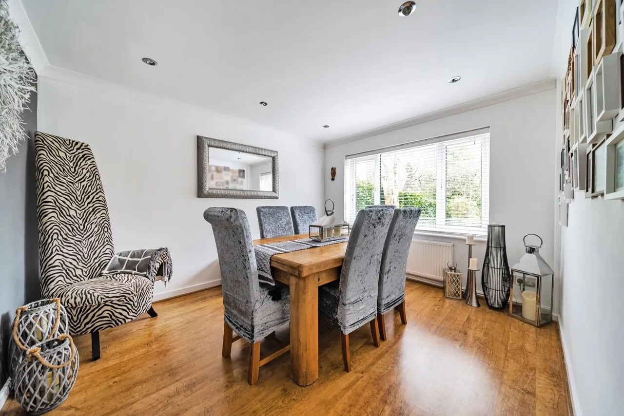 Grassholme Drive, Stockport, SK2, photo 6