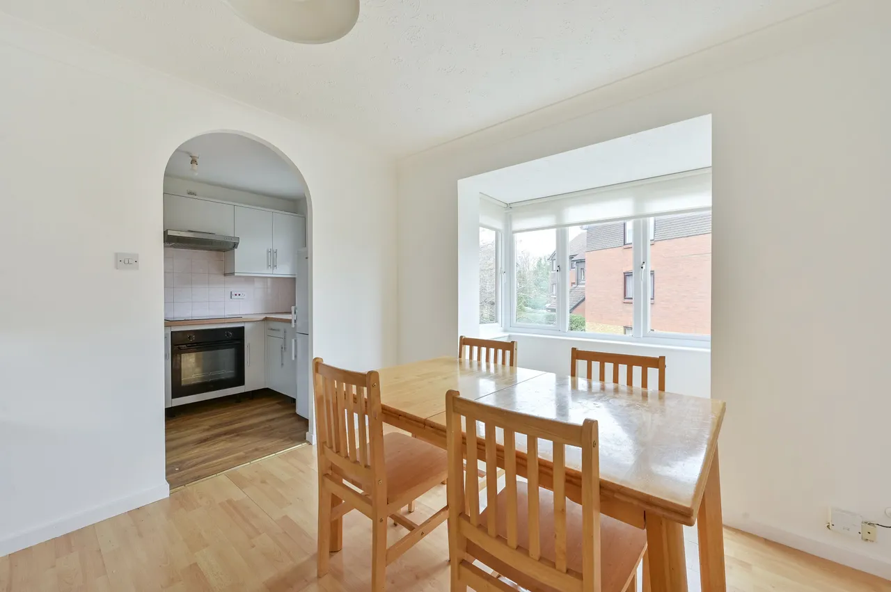 London, SW19, photo 2