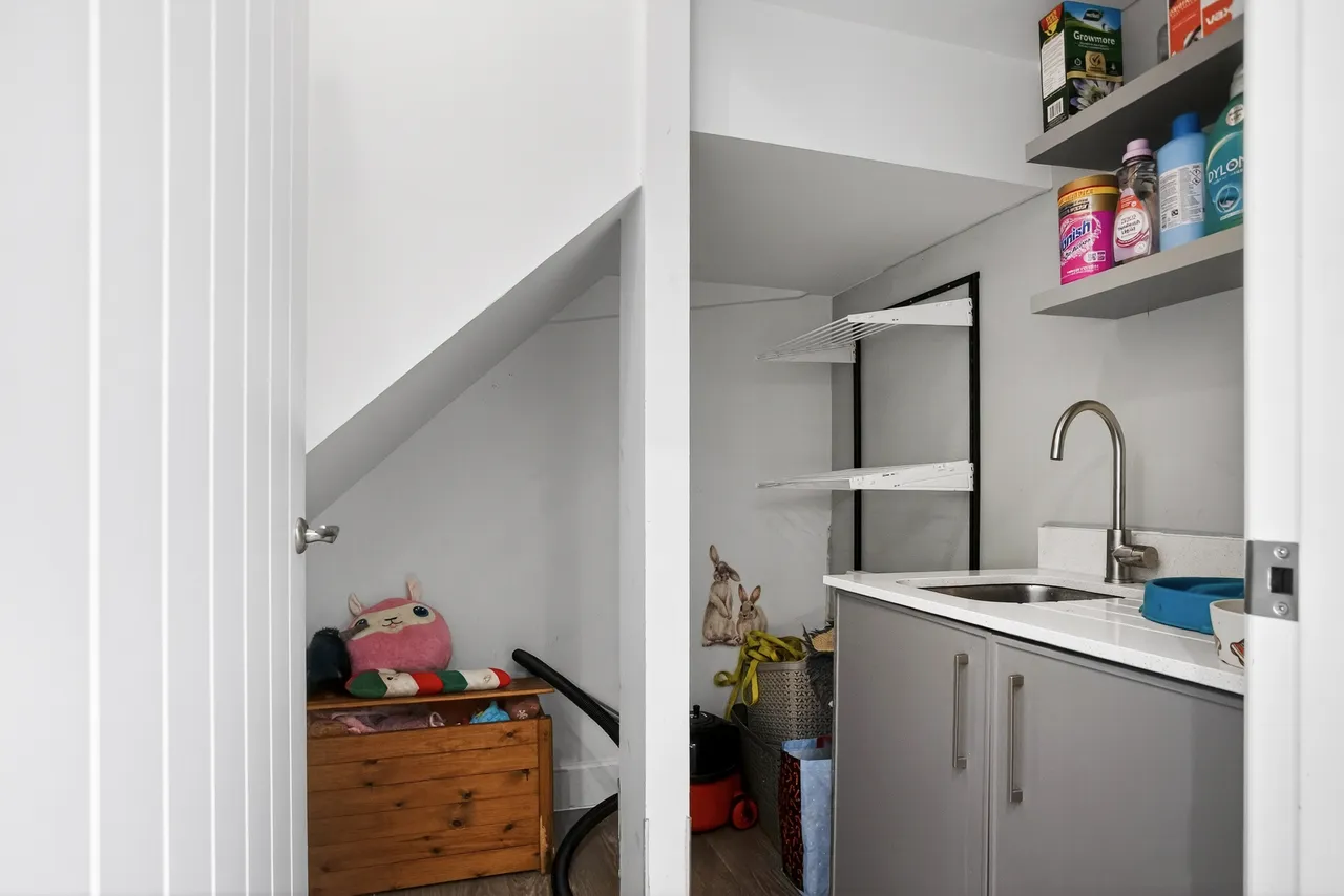 Ceres Place, Calne, SN11, photo 10