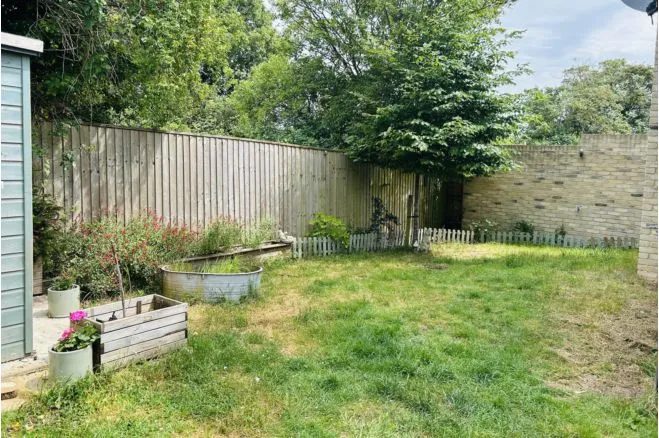 Ceres Place, Calne, SN11, photo 21