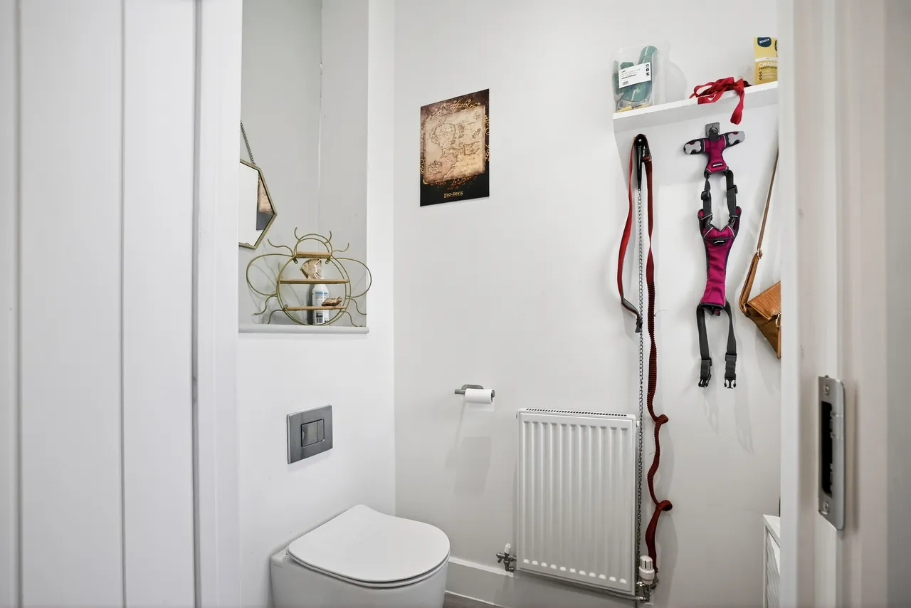 Ceres Place, Calne, SN11, photo 17