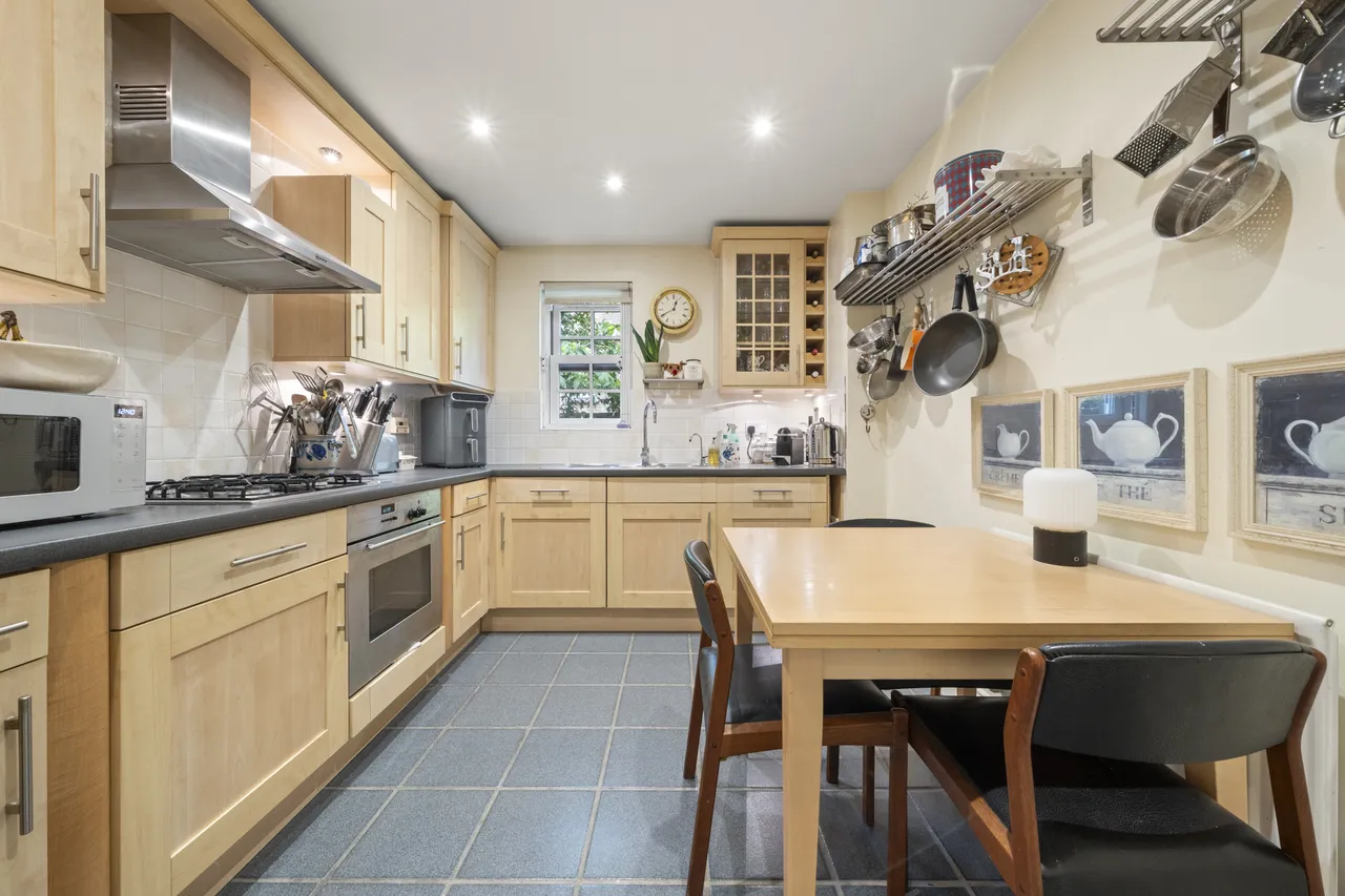 Oatlands Avenue, Weybridge, Surrey, KT13, photo 4