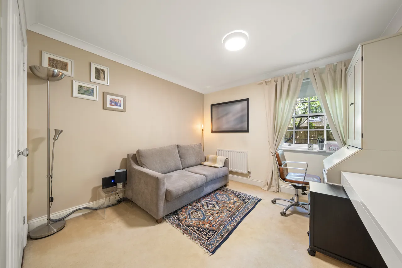 Oatlands Avenue, Weybridge, Surrey, KT13, photo 5