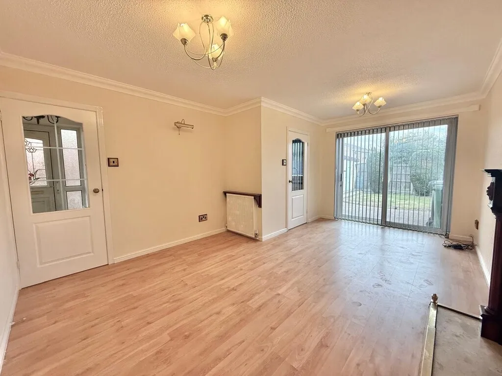 Larchwood Road, Coventry, photo 4