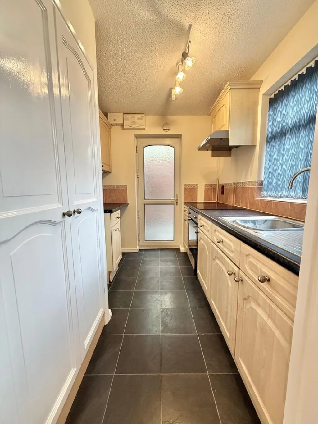 Larchwood Road, Coventry, photo 10