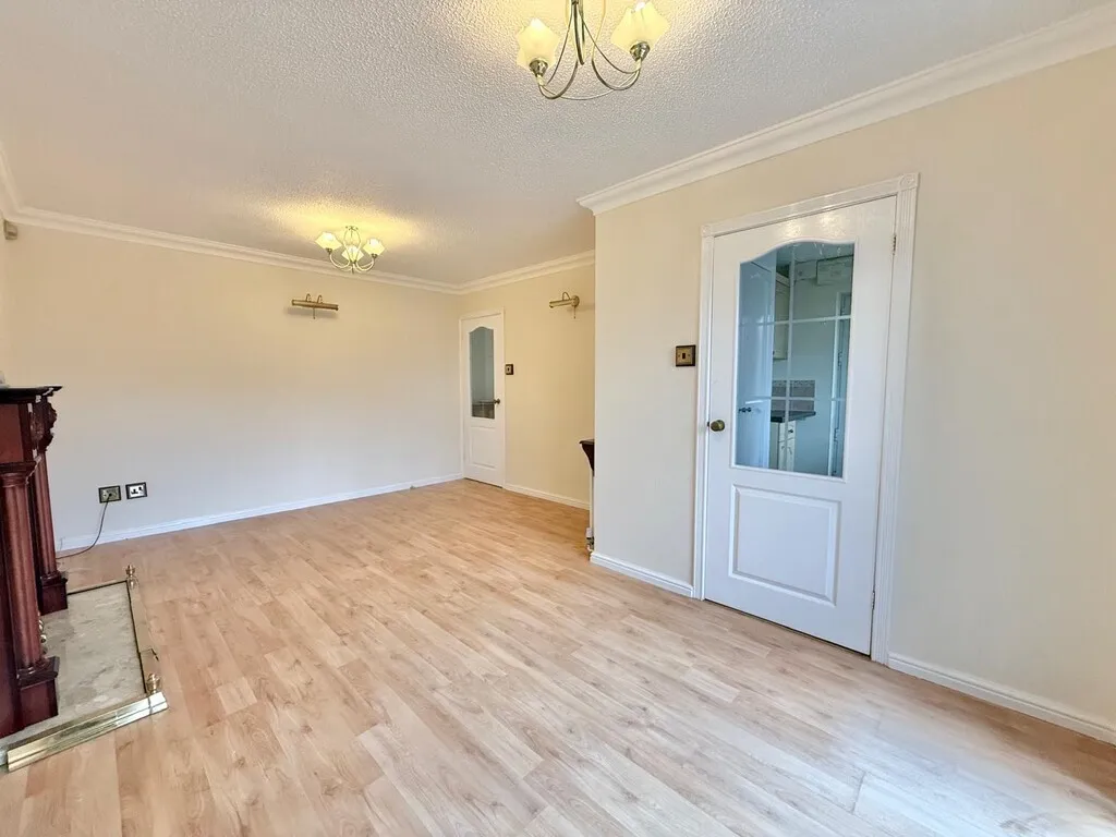Larchwood Road, Coventry, photo 8