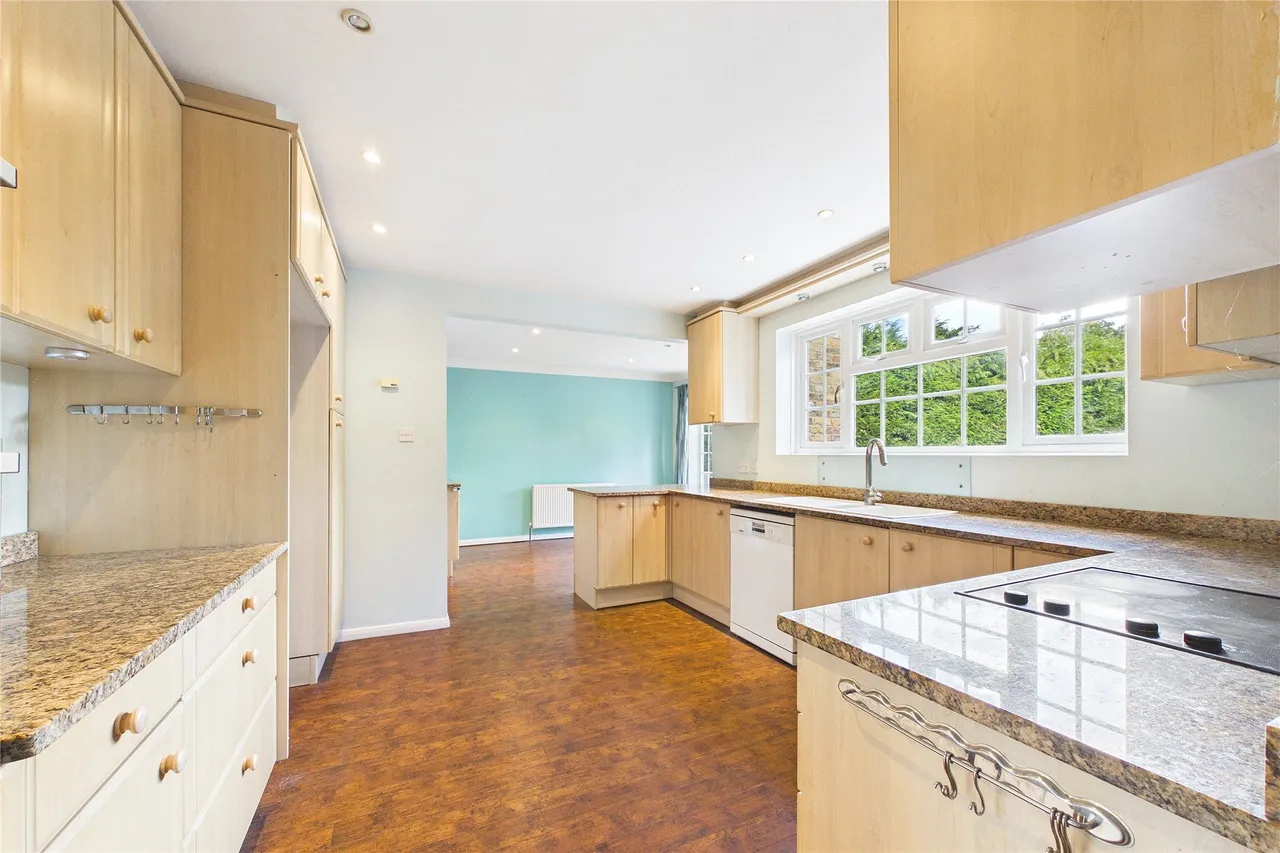 Crosby Hill Drive, Camberley, GU15, photo 5