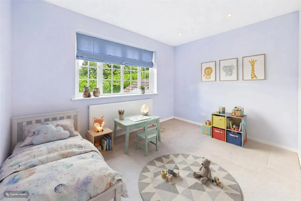 Crosby Hill Drive, Camberley, GU15, photo 11