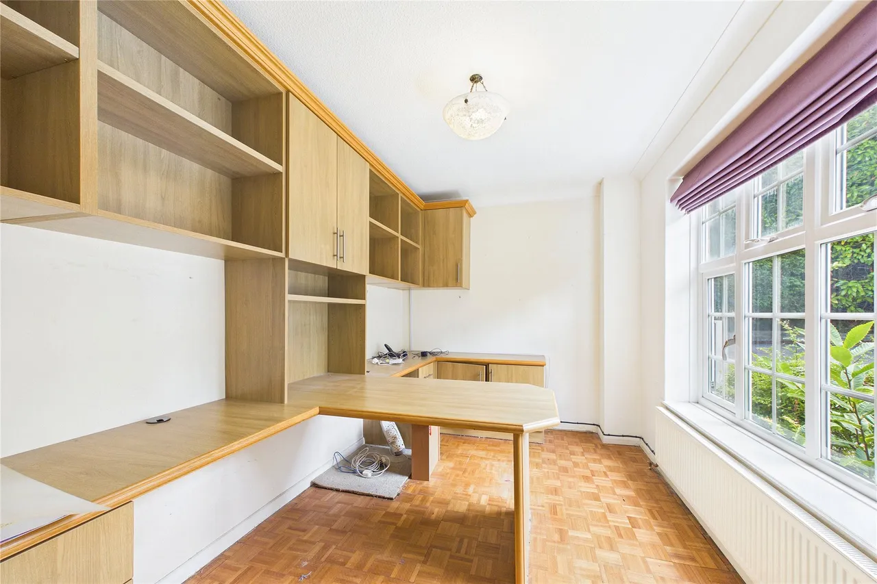 Crosby Hill Drive, Camberley, GU15, photo 7