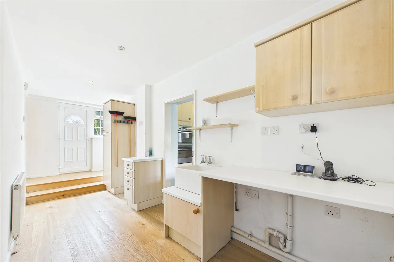 Crosby Hill Drive, Camberley, GU15, photo 6