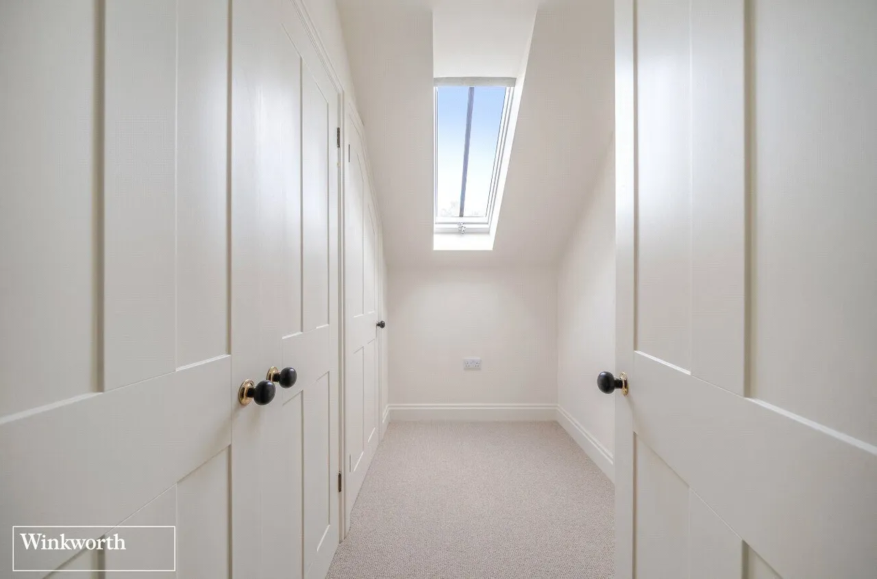 Mary Lane, North Waltham, RG25, photo 16