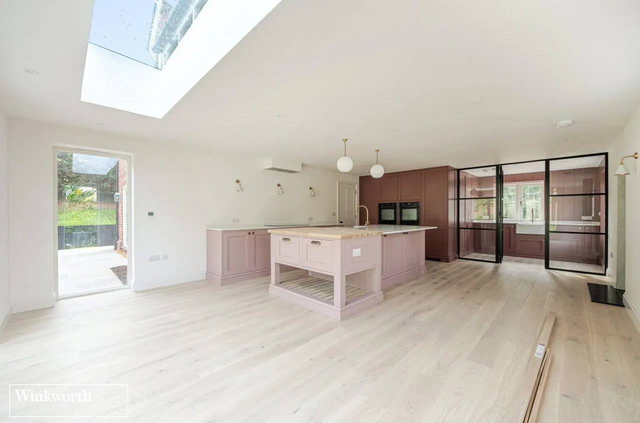 Mary Lane, North Waltham, RG25, photo 5