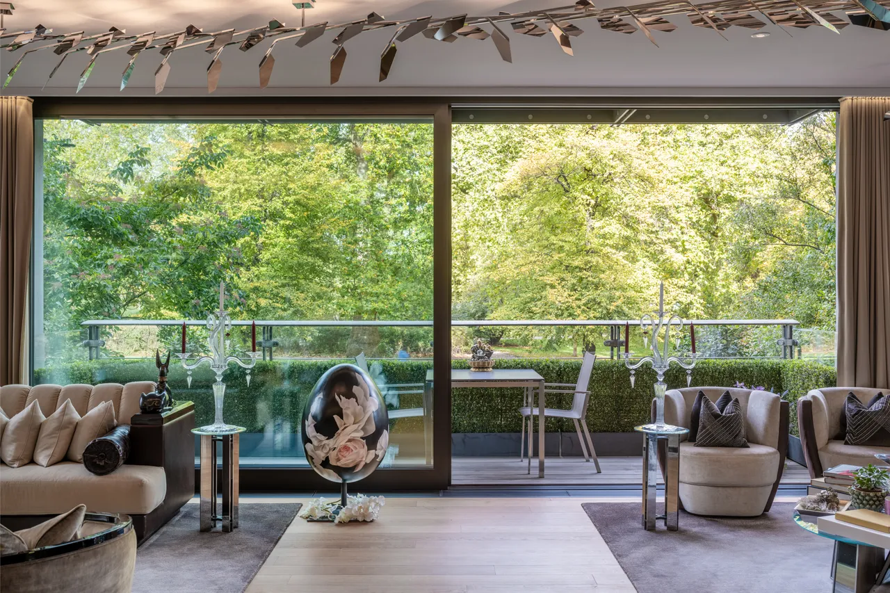 One Hyde Park, Knightsbridge, London, photo 2