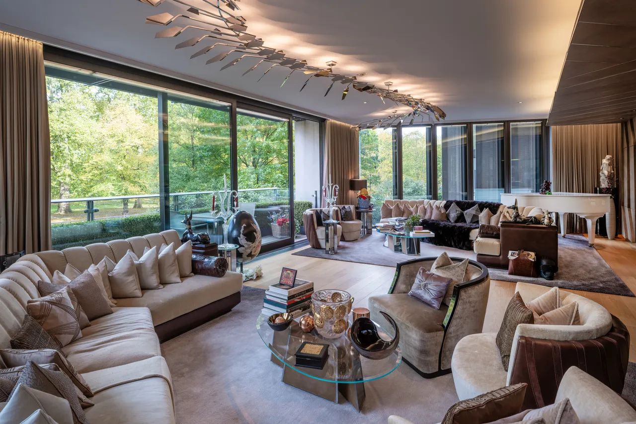 4 bed flat for sale — One Hyde Park, Knightsbridge, London