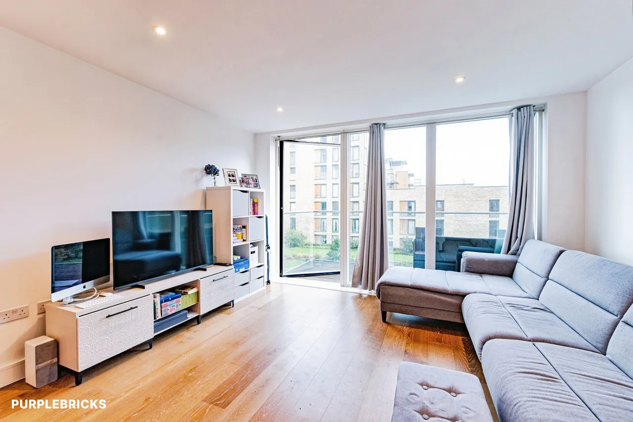 1 bed flat for sale, Saundby Lane, London, SE3