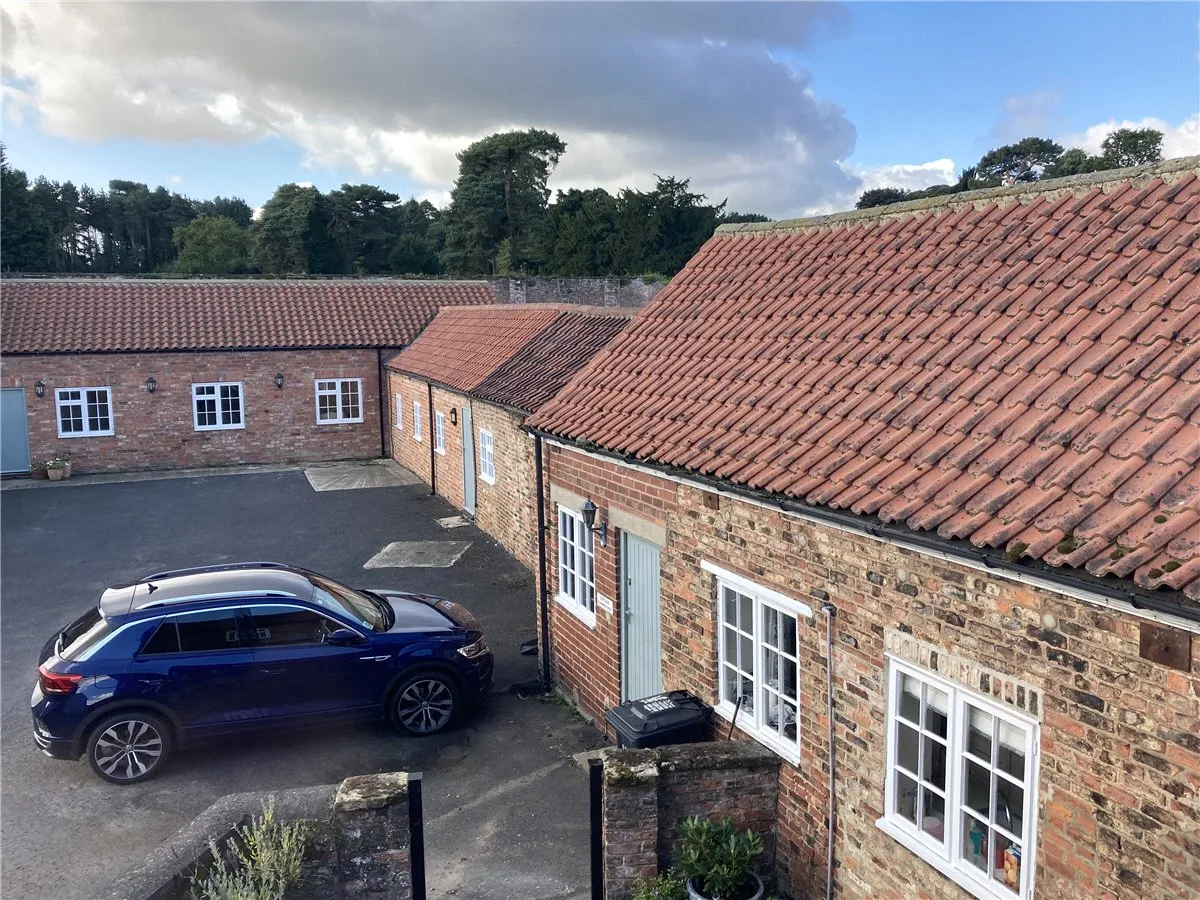 Manor Flats, Aldborough, YO51, photo 7