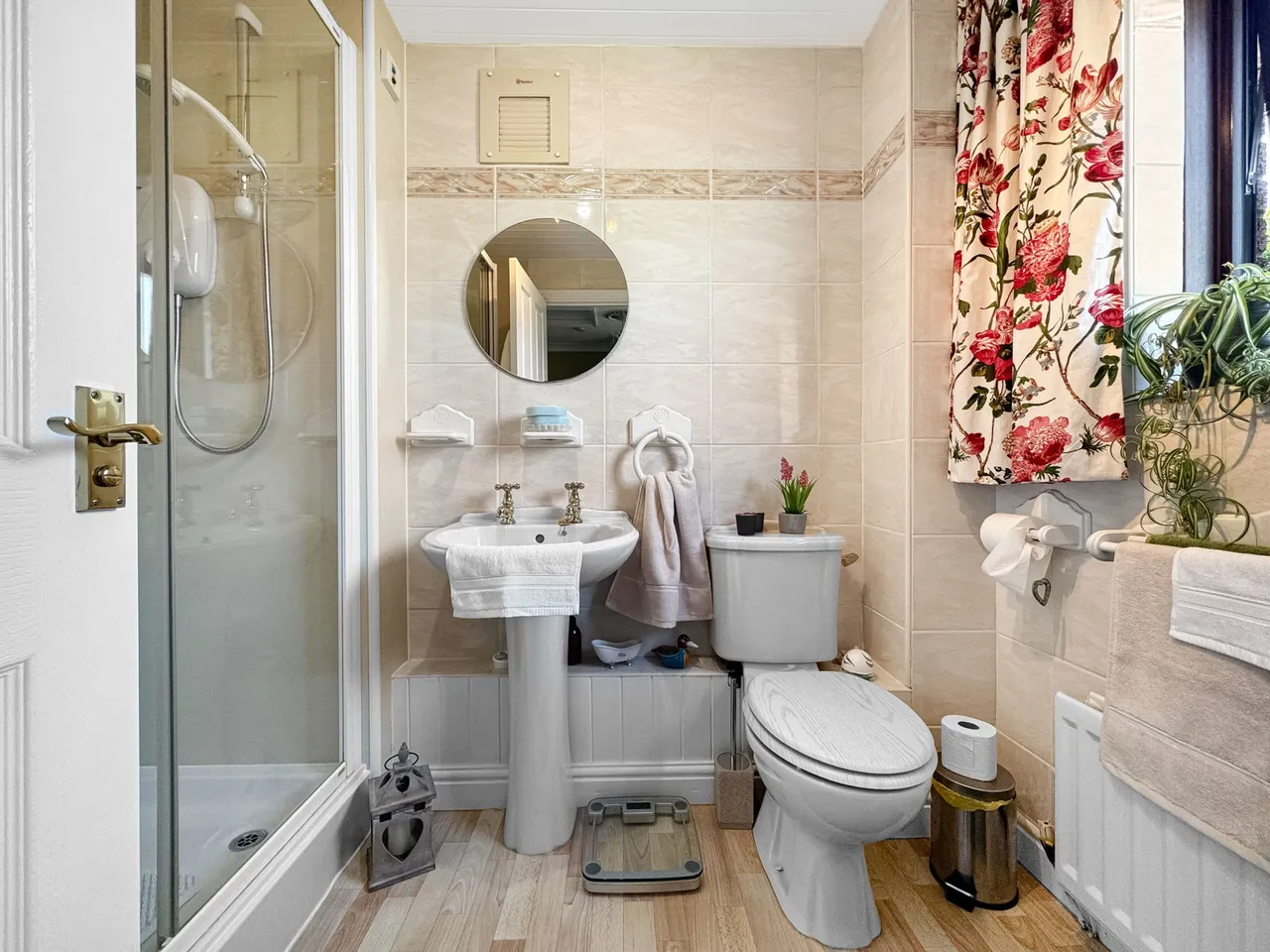 Showfield, Brampton, CA8, photo 16