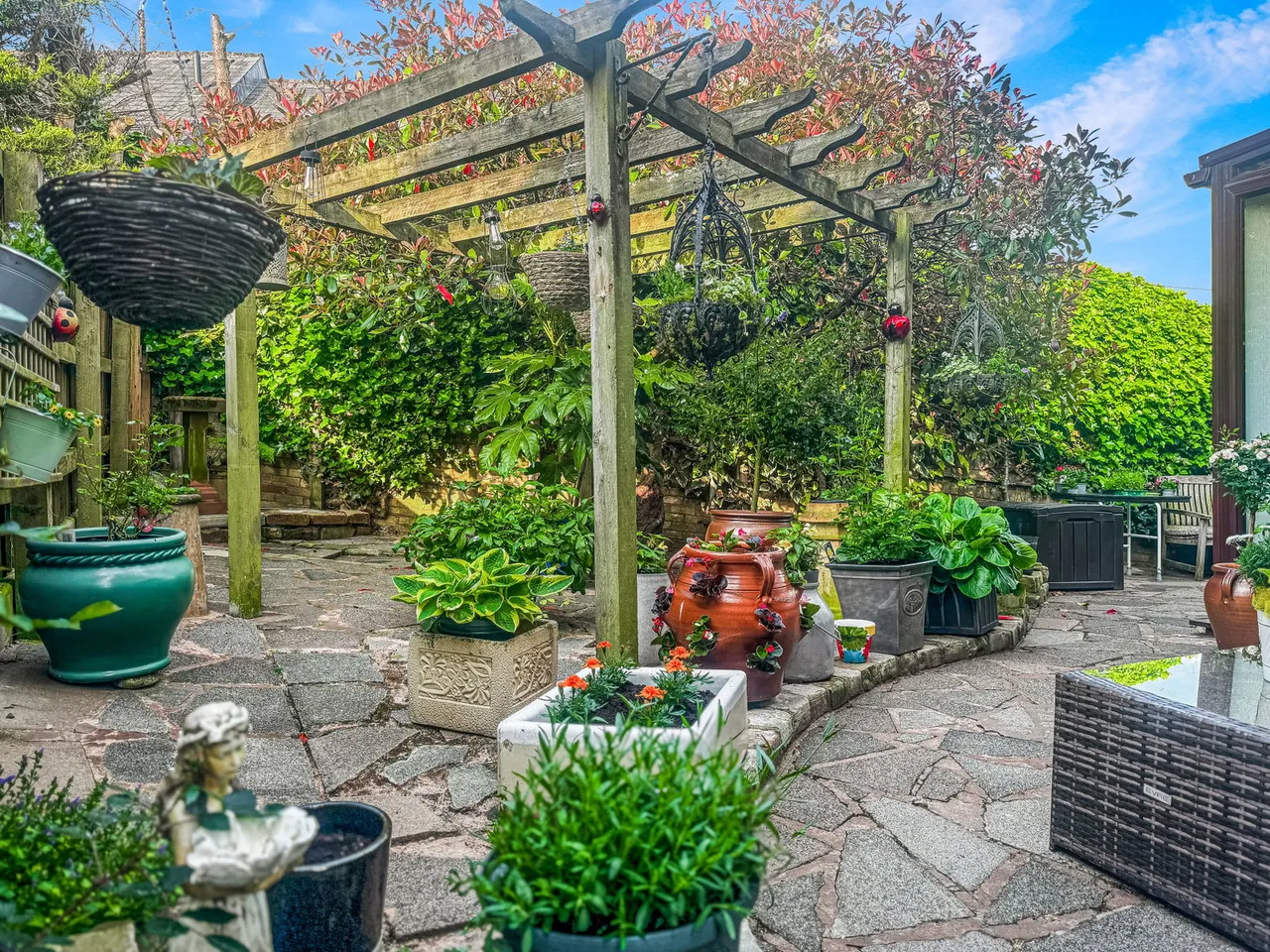 Showfield, Brampton, CA8, photo 5