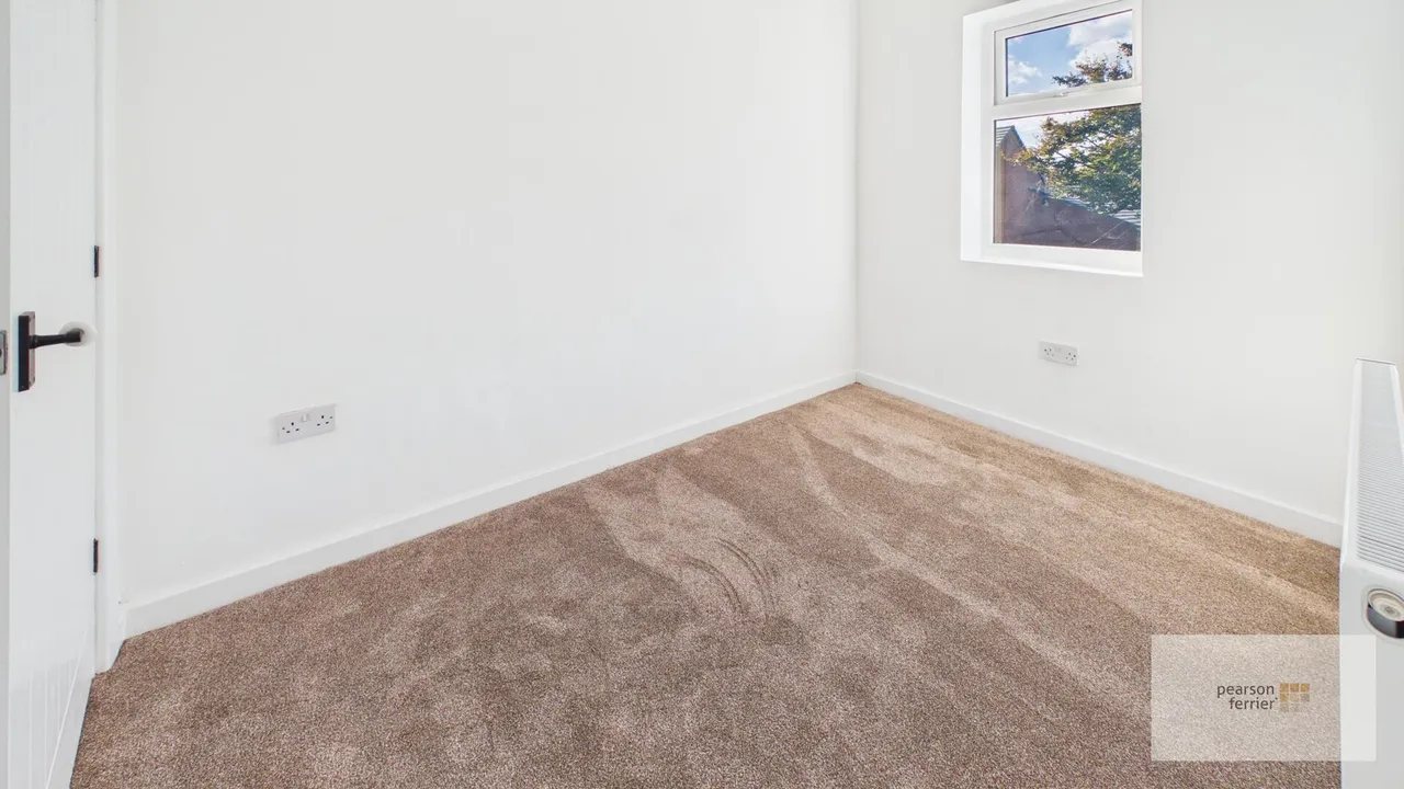 Elm Street, Bury, BL9, photo 8