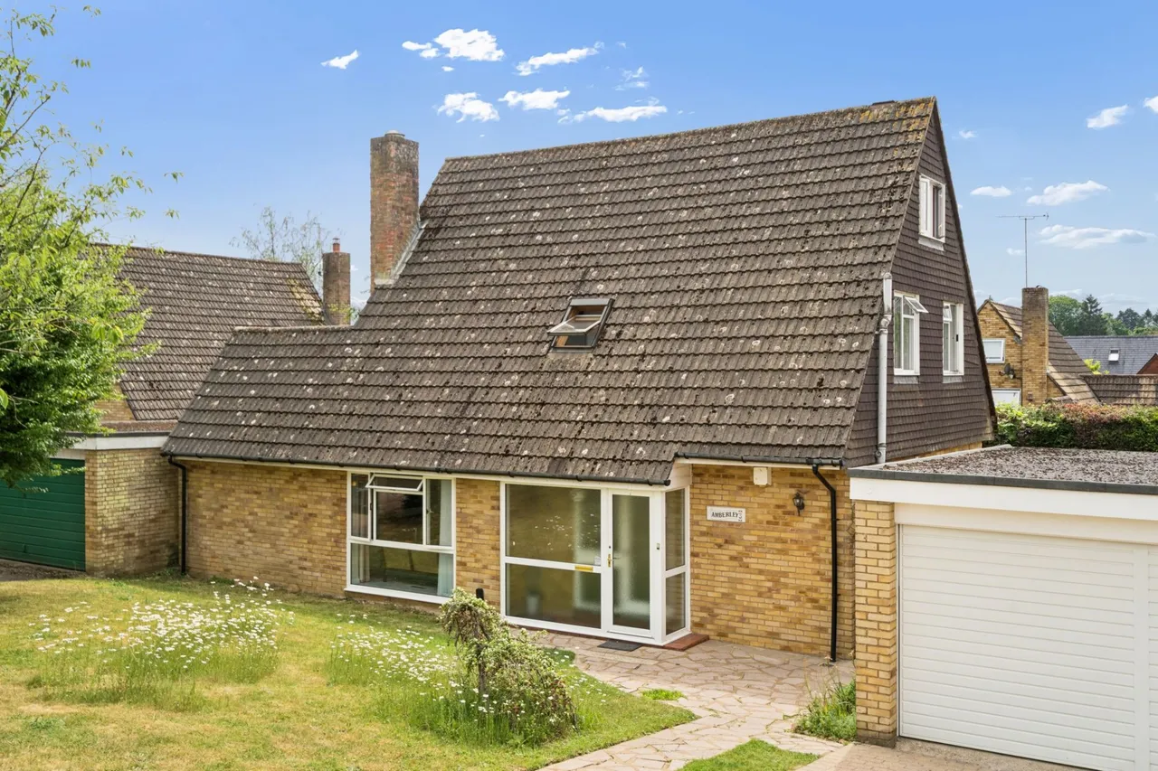 4 bed house for sale — Shrimpton Close, Beaconsfield, HP9