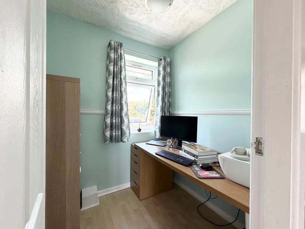 For SalePark Road, Adlington, photo 16