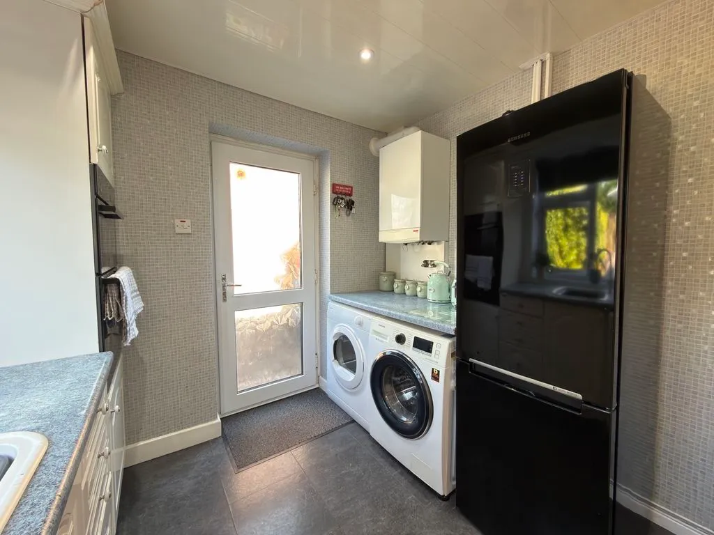 For SalePark Road, Adlington, photo 9