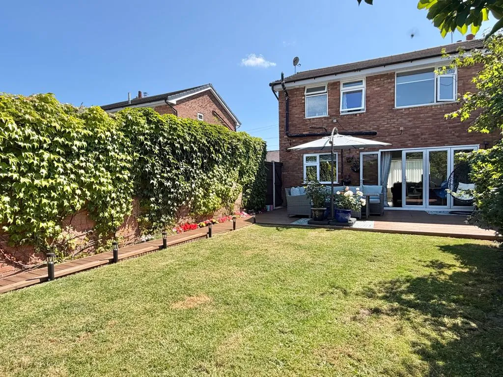 For SalePark Road, Adlington, photo 21