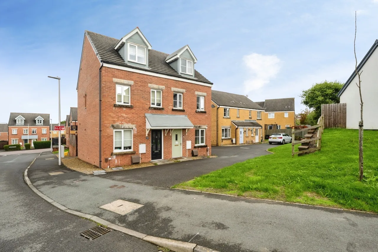 Heol Y Creyr Bach, Gorseinon, SA4, photo 18