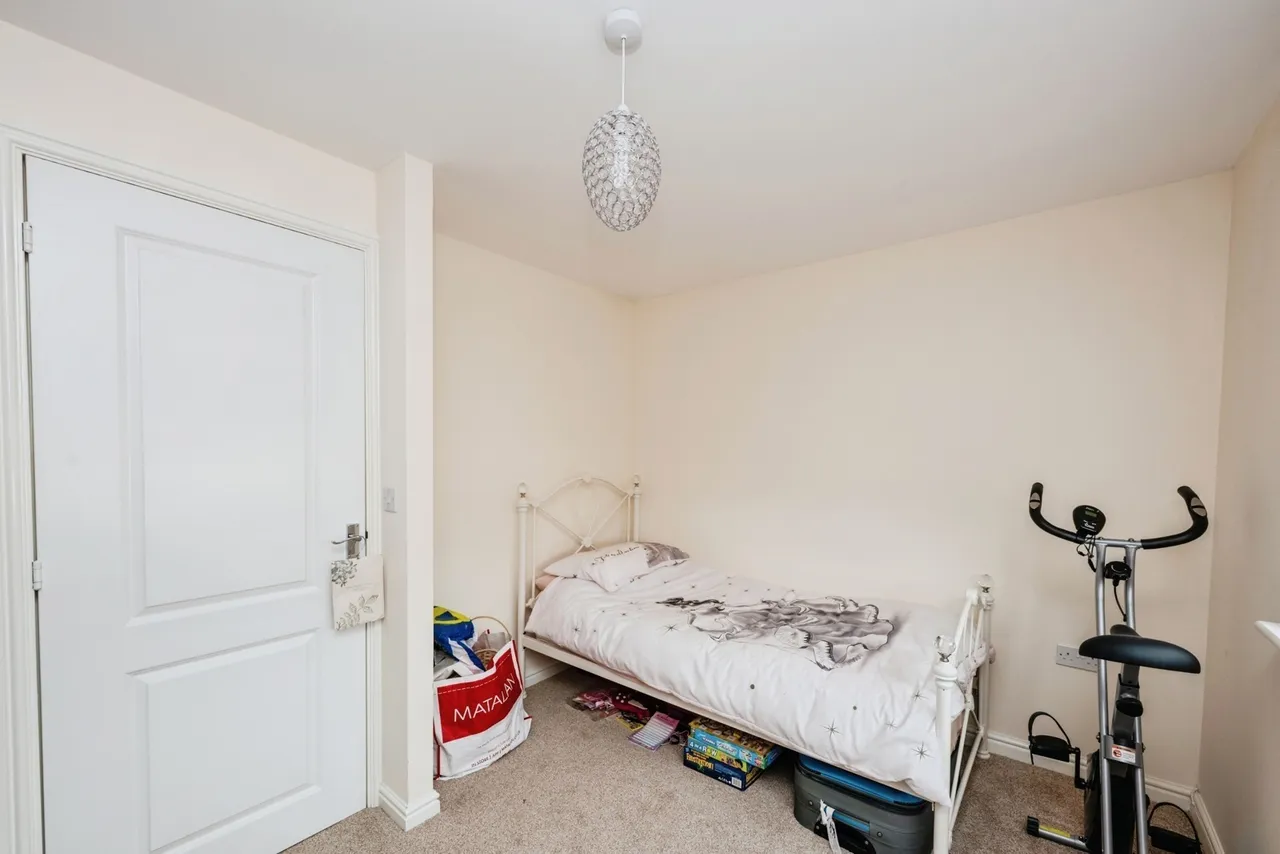 Heol Y Creyr Bach, Gorseinon, SA4, photo 14