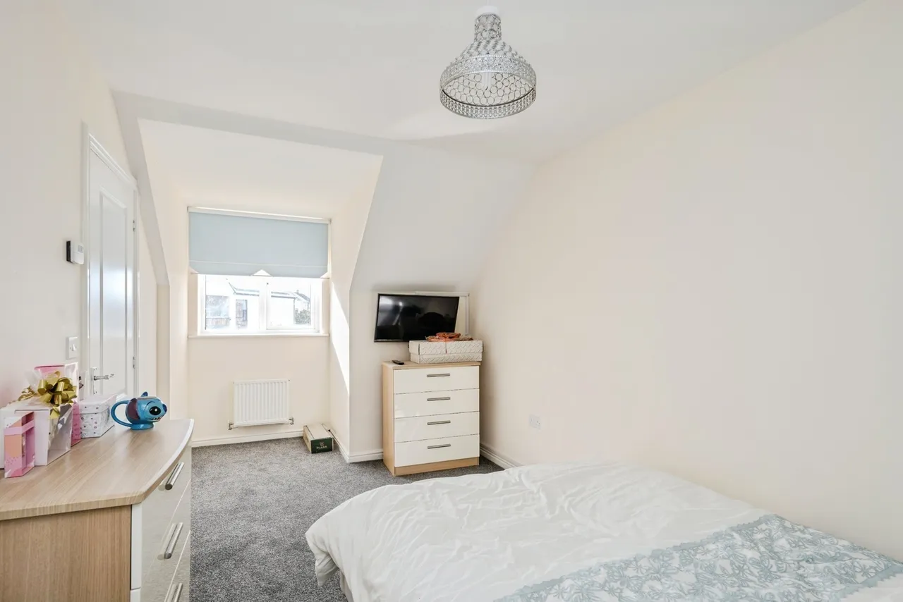 Heol Y Creyr Bach, Gorseinon, SA4, photo 13