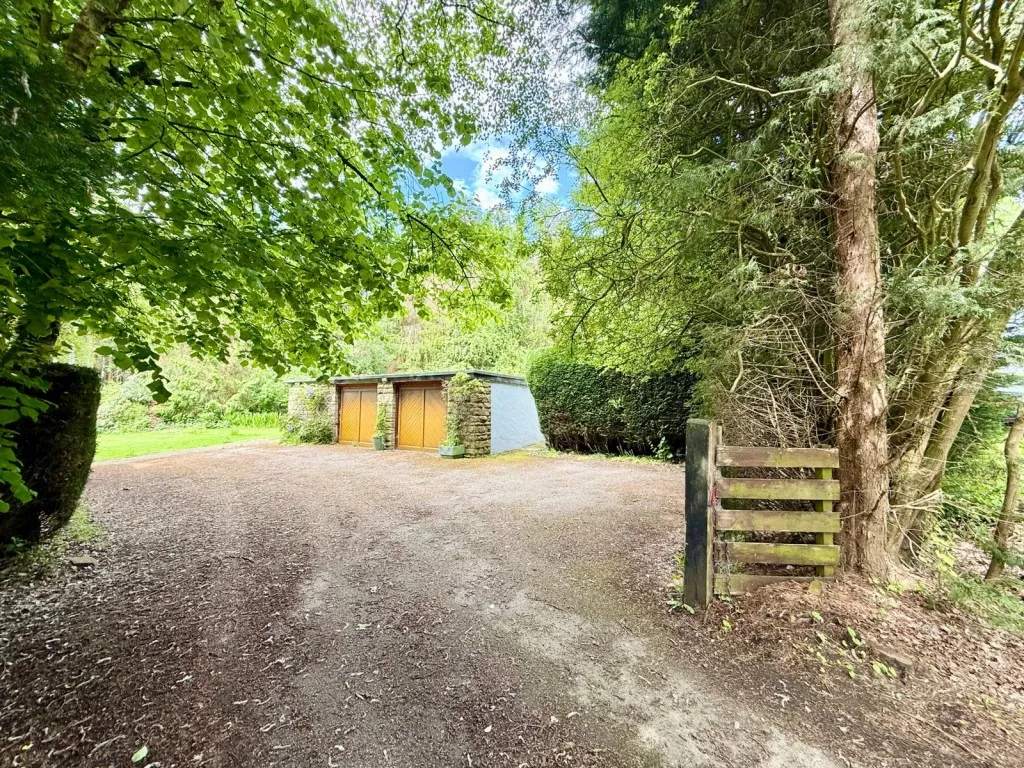 Brandon Lane, Shadwell, LS17, photo 29