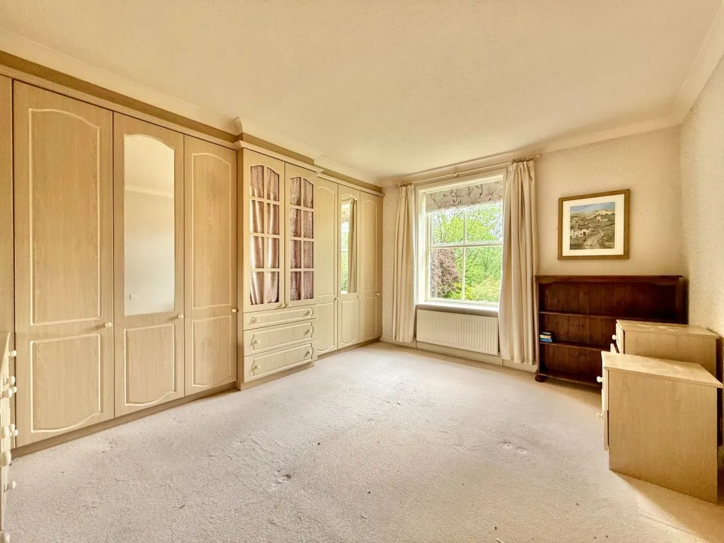 Brandon Lane, Shadwell, LS17, photo 15
