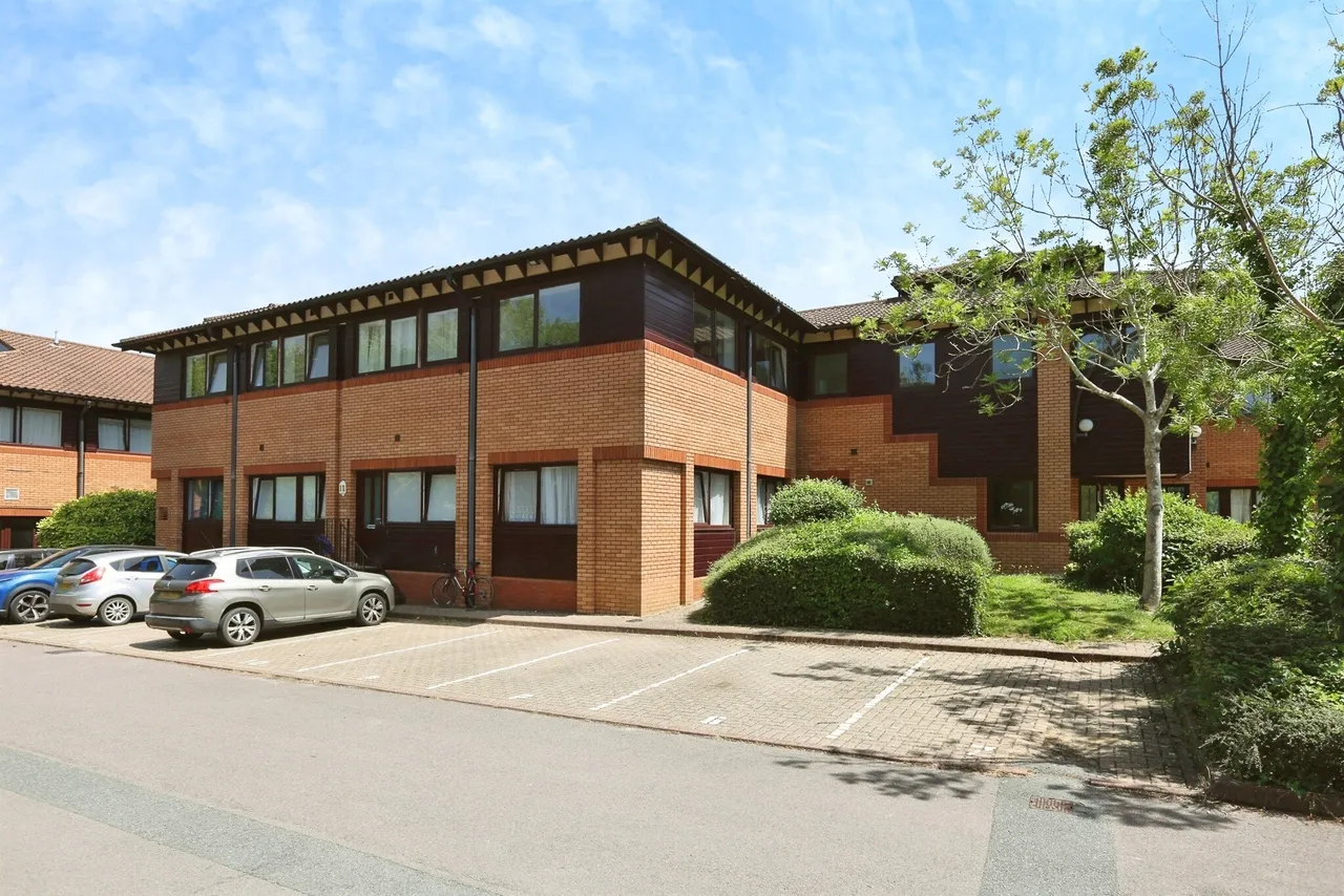 Wickham Road, Fareham, PO16, photo 11