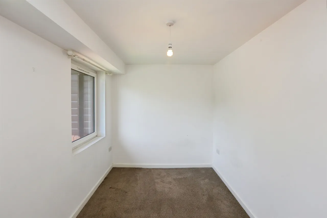 Wickham Road, Fareham, PO16, photo 8