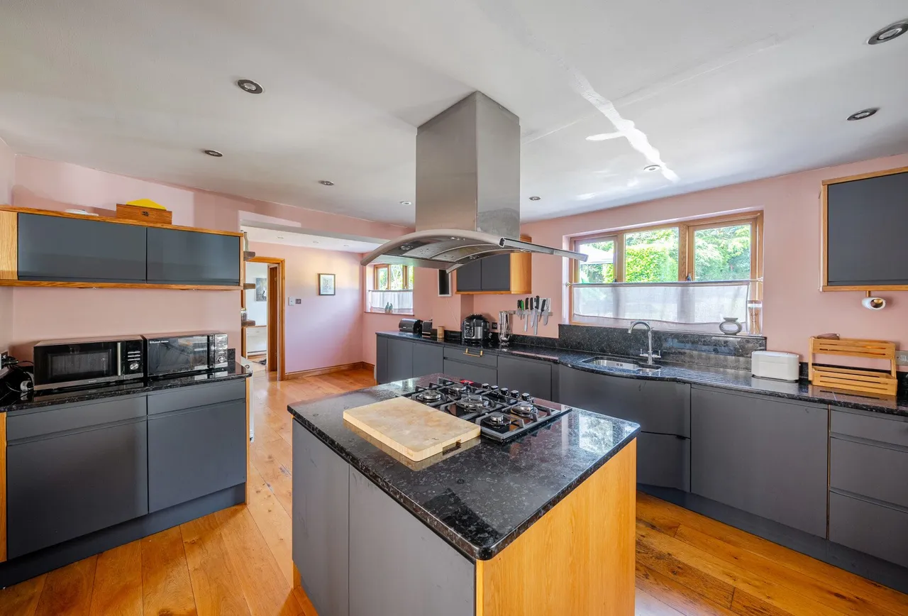 Bath Old Road, Radstock, BA3 3HF, photo 10