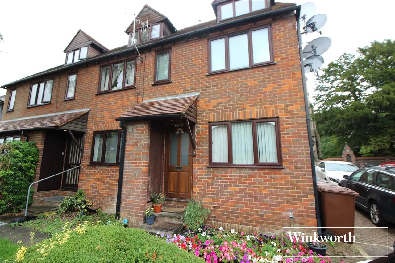 Romeland Court, Elstree, Hertfordshire, WD6, photo 6