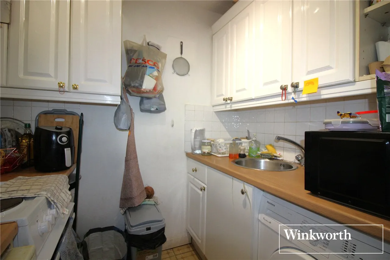 Romeland Court, Elstree, Hertfordshire, WD6, photo 3