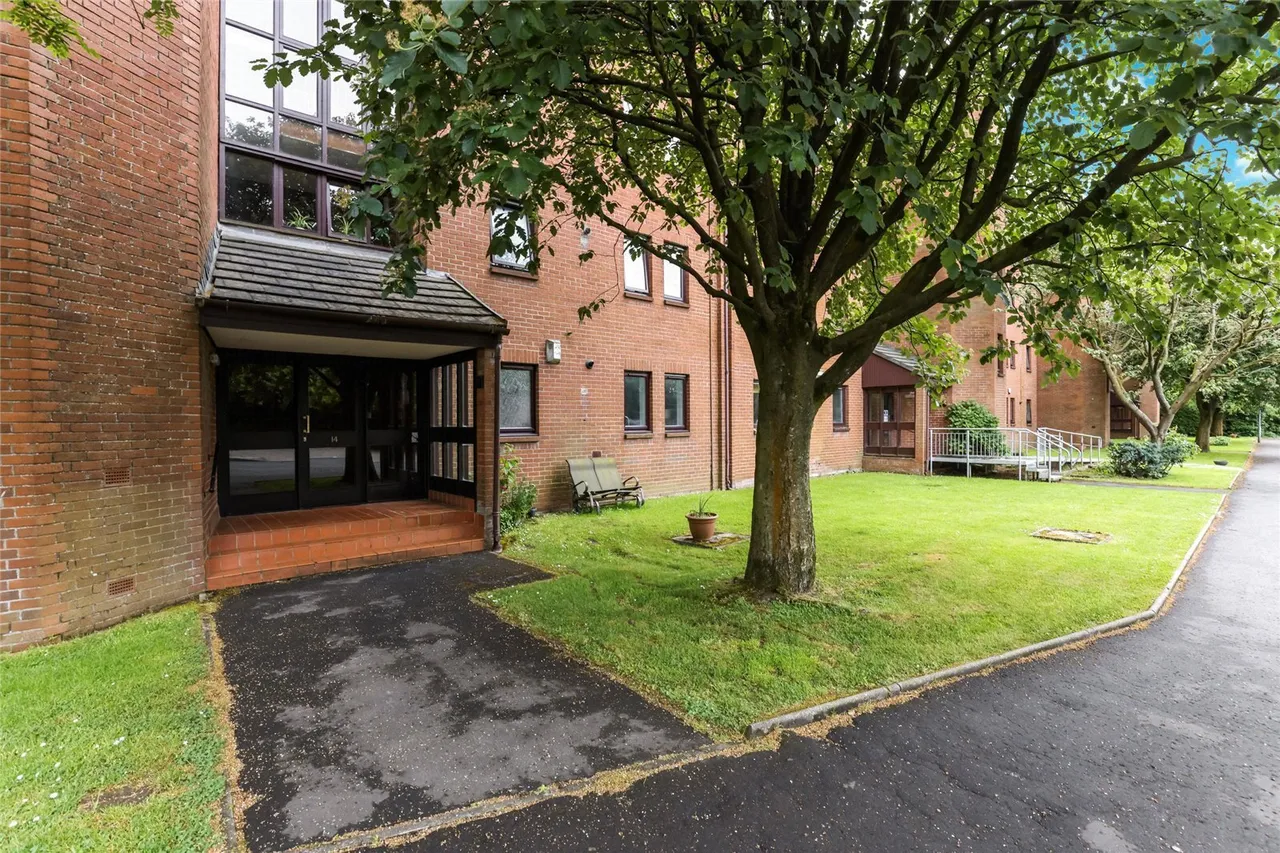 Durward Court, Shawlands, Glasgow, G41, photo 14