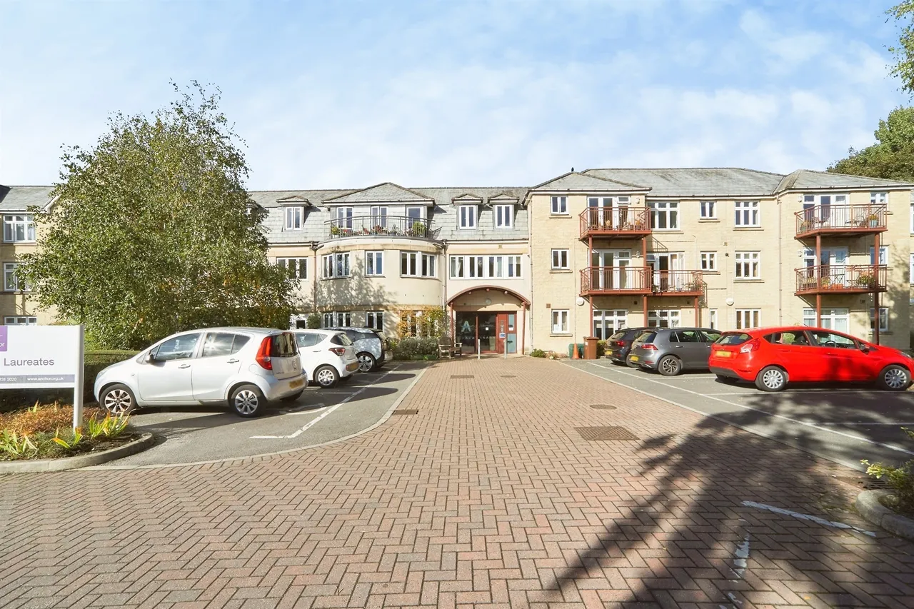 Shakespeare Road, Guiseley, LS20, photo 4