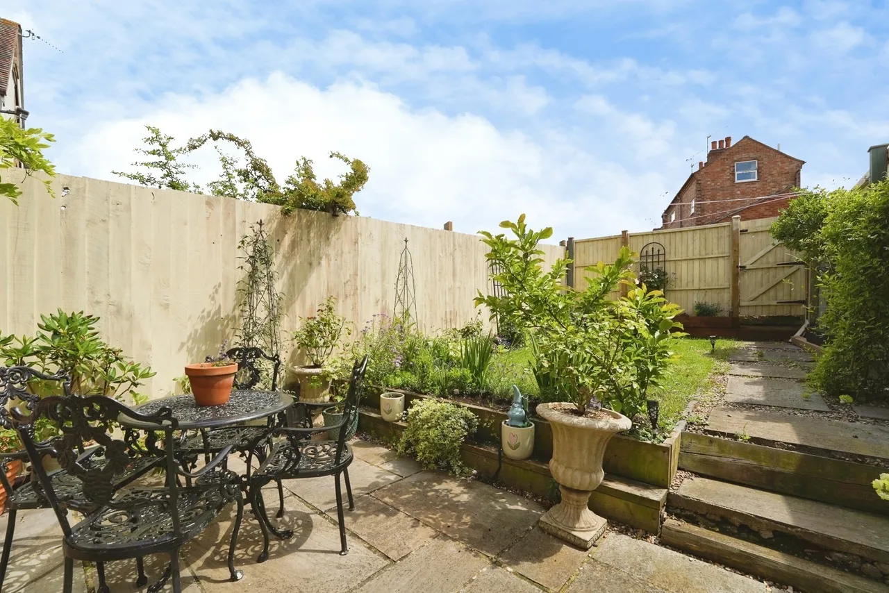 Burford Road, Evesham, WR11, photo 4
