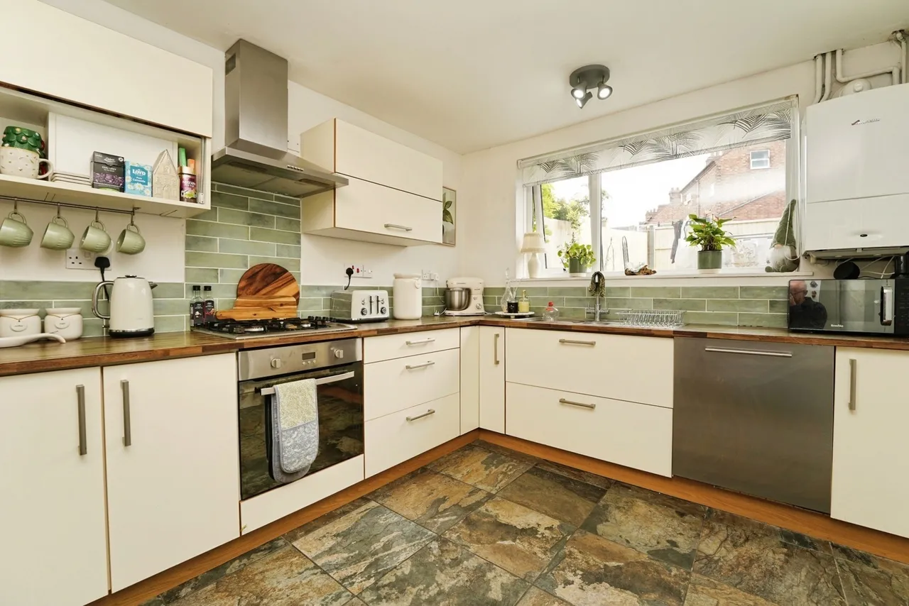Burford Road, Evesham, WR11, photo 10