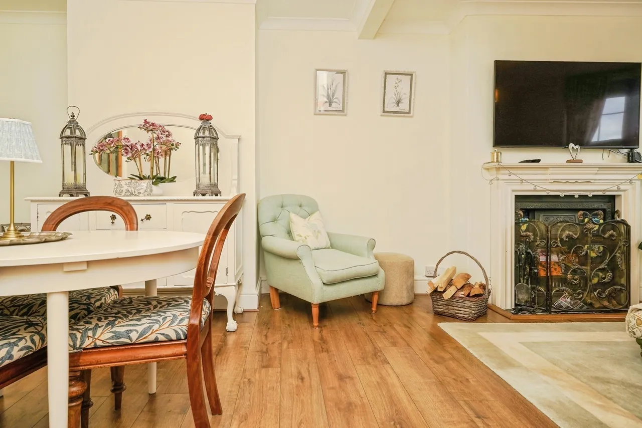 Burford Road, Evesham, WR11, photo 13