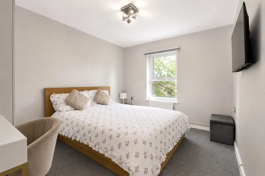 with 2 bedrooms in Waytemore Road, Bishop's Stortford, CM23, photo 7