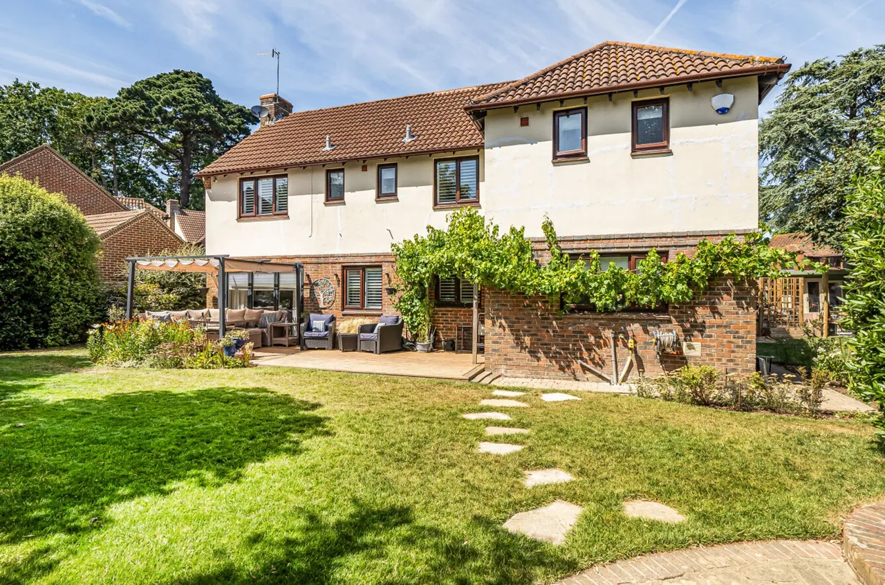 Margaret Close, Aldwick, photo 24