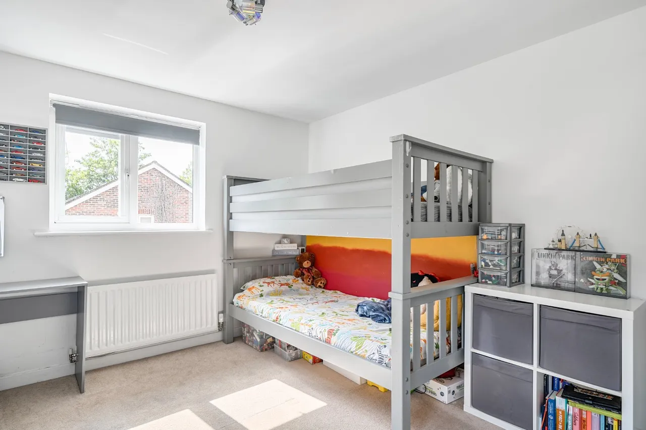 Thornton Close, Alresford, SO24, photo 9