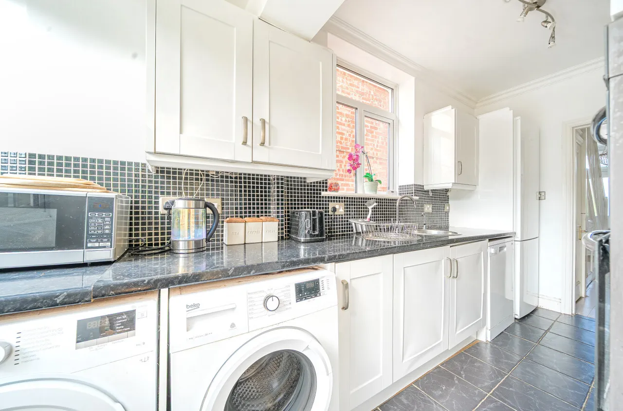 St Thomas's Road, Worthing, BN14, photo 10