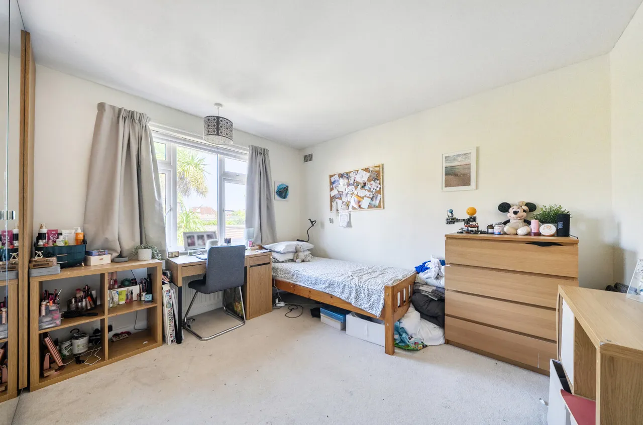 Wilton Crescent, Upper Shirley, SO15, photo 12