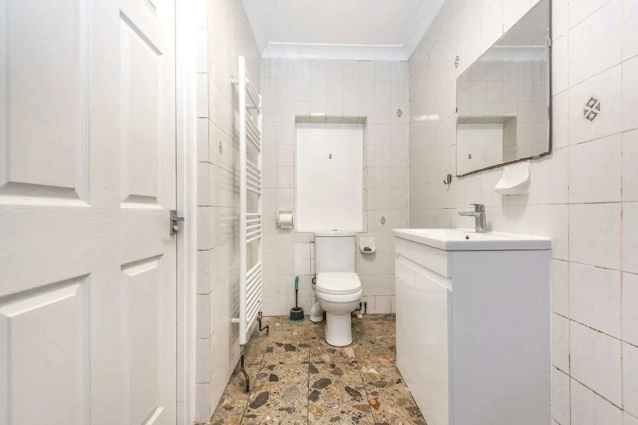 Grove Road, Hounslow, TW3, photo 10